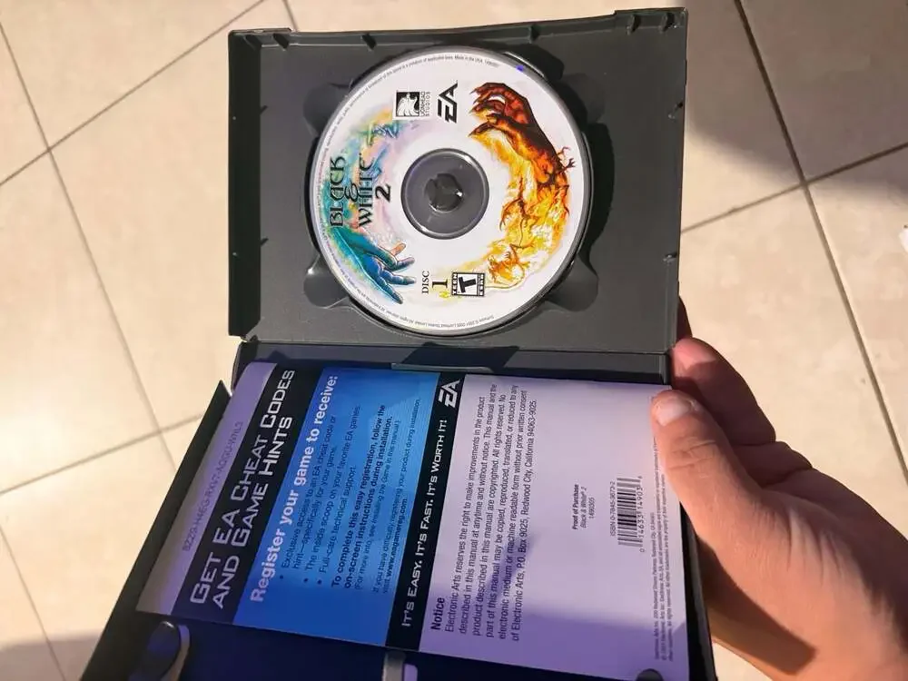 Black & White 2 PC CD-ROM Video Game with Case and Disc